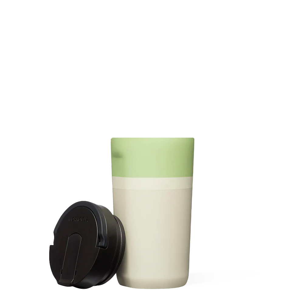 star-warstm-kids-cup-b9 0b29a0bde323--grogu-kids-cup-product-lid-off.png
