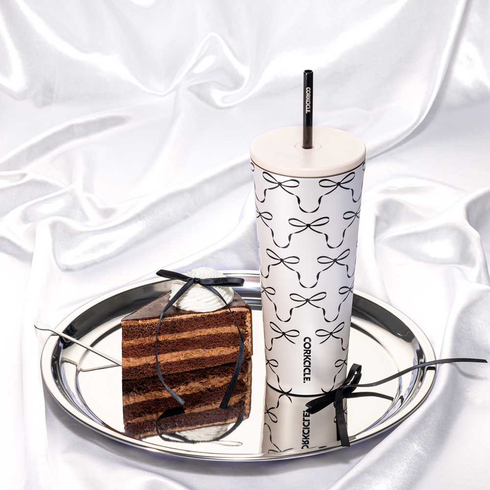 cold-cup-x4 2a98a7269432--2224PBBC-lifestyle.png