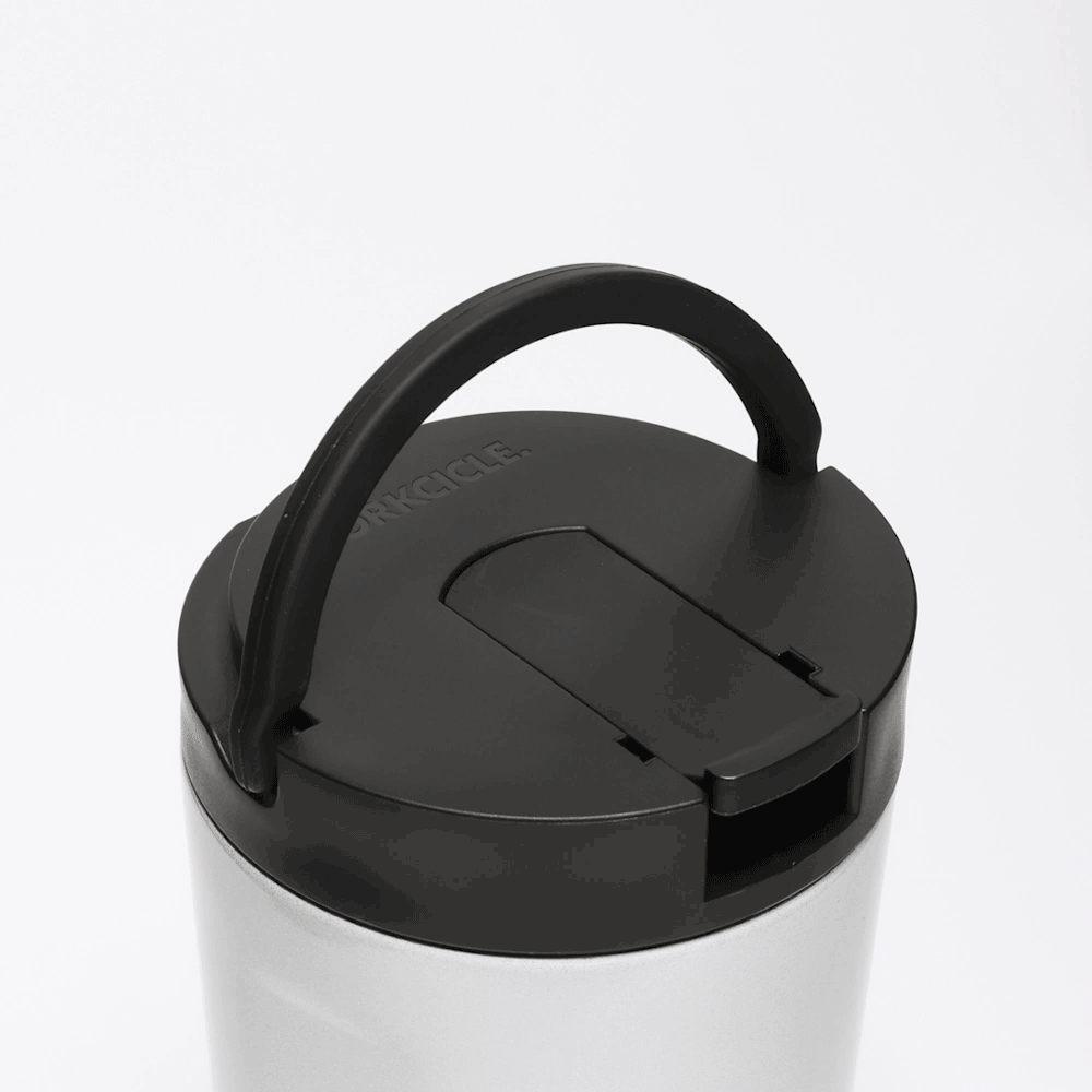 disney-kids-cup-q4 Kids_Cup_28_0906b7b6-4acf-4cb6-8c0d-d15f57c40b85.gif