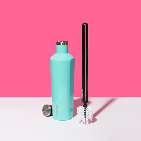 bottle-brush-t0 accessories_bottlebrush_lifestyle.jpg